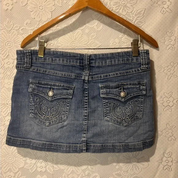 BONGO jeans 2000s mini skirt with embroidered pockets - Picture 4 of 4